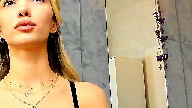 Mom amateur webcam pussy masturbate