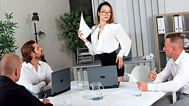 Awesome doll with nice ass Francys Belle fucked by two dicks