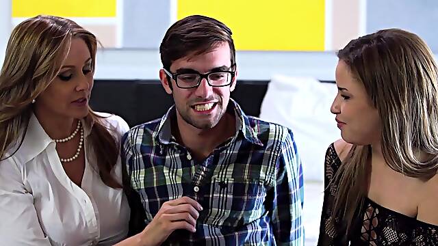 Best of Julia Ann a Moms Teach Sex Collection