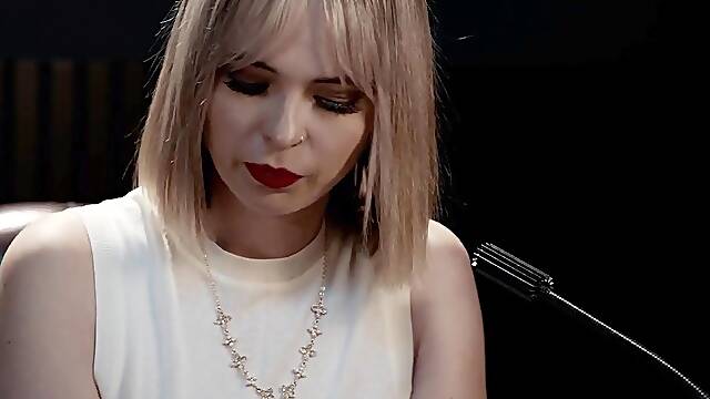 Vampire Gangbang Orgy - Hardcore Lesbian Employee Domination