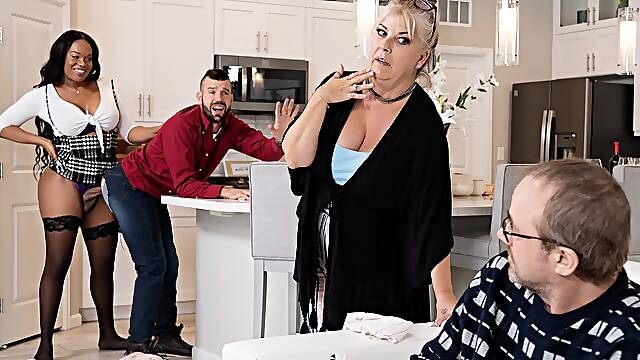 Buck Richards takes on Trans Jexxxica Blakes fat big black cock