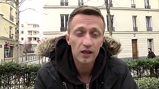 De Ja - A Peine Divorcees Et Sodomisees Emilie, Deby, Juliette