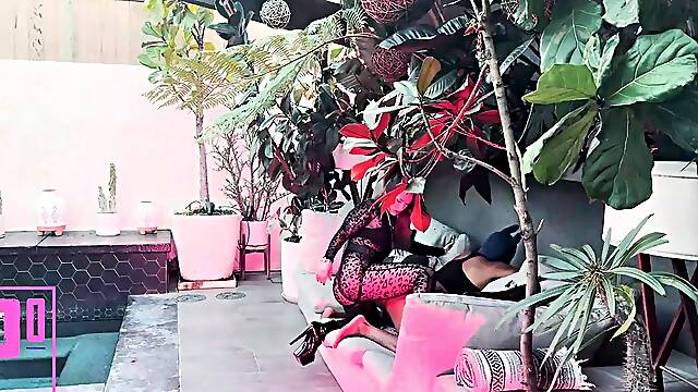 Hawt Poolside Vacation Getaway Pegging