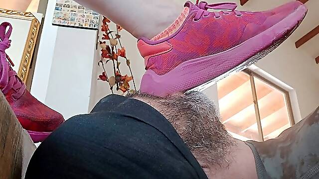 AFTER DANCING , SNEAKERS , SOCKS AND sole idolize