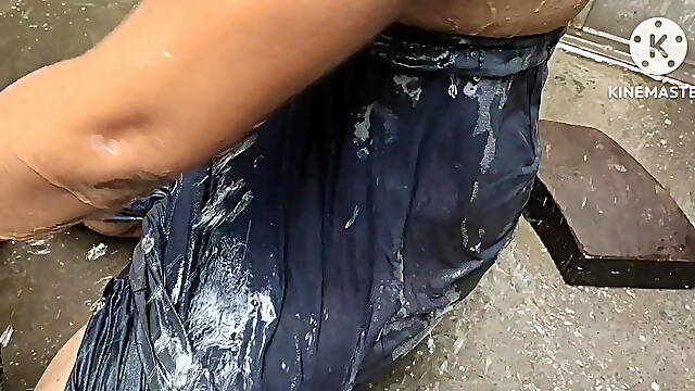 Anita Yadav's Hot Jawawan Style