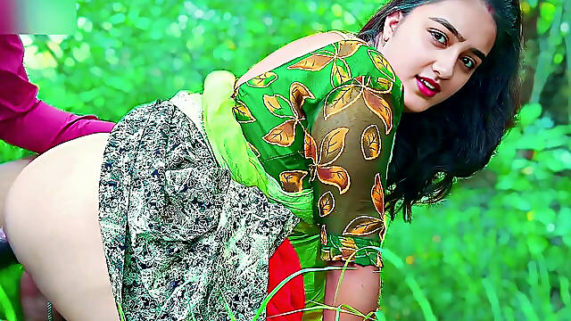 Dehati Village Girl Outdoor Fun, Jija Sali Fuck, Dehati Gav Ki Ladki Apne Jiju Ke Sath Khet Pr Gai or Jiju Se Chudai Hindi Audio