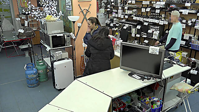 Czech Pawn Shop 6: the Hottest Backroom Hookup Ever